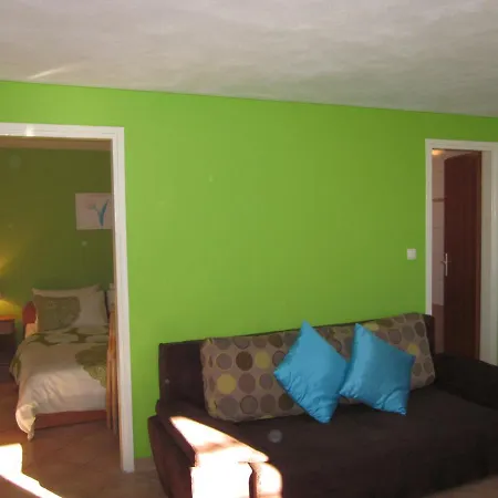 With A Parking Space Seget Vranjica, - 12145 טרוגיר